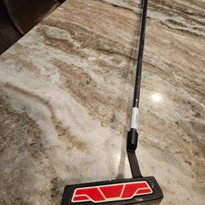 Black Men's 2022 Wilson Mallet Harmonized Right Handed Putter Uniflex 35" (Used)