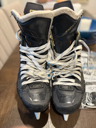 Bundle CCM Hockey Skates 7 (Used) with stepsteel black steel runners and Marsblades