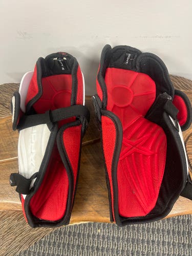Youth Bauer Vapor X800 11" Shin Pads (Used)