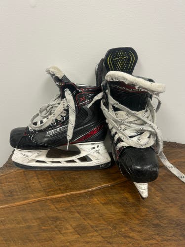 Bauer Vapor X LTX Pro Hockey Skates Regular Width Size 4.5 (Used)