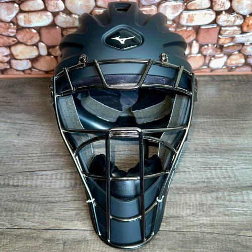 Mizuno Samurai Catcher's Mask**READ