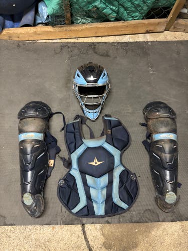 All Star System 7 Axis Catcher's Set (Used)