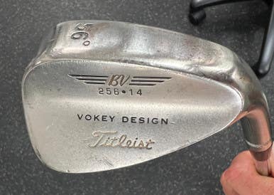 Used Titleist VOLKEY Golf Wedge Mens RH 56 Degree 11497-S000152465