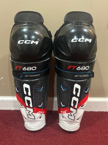 CCM Jetspeed FT680 14" (New) Shin Pads Item#CFT8SS