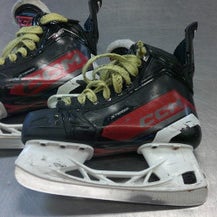 Used CCM JETSPEED FT680 Intermediate Hockey Skate Intermediate 4.0 11339-S000195015
