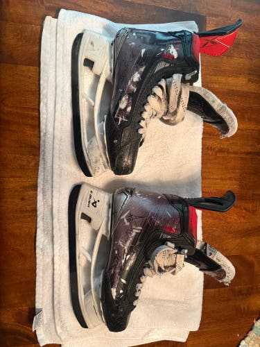 Bauer Vapor X5 Pro Hockey Skates 6 (Used)
