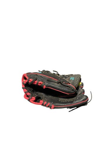 Used Wilson PNK/BLU BB/SB Glove RH Throw Black 11 1/2" 11834-S000040887