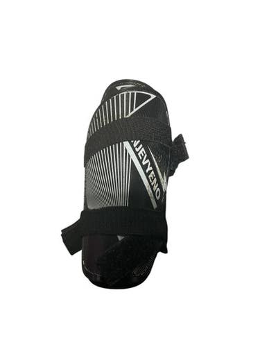 Used Soccer Shin Guards Junior Black SM 11834-S000040692