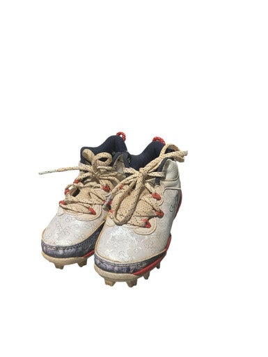 Used Under Armour BH BB/SB Cleats White Youth 10.0 11834-S000040786