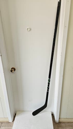 Senior CCM Jetspeed FT7 Pro Right Handed Hockey Stick P29 75 Flex Pro Stock (New)