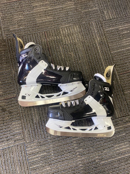 CCM Tacks XF 652 Hockey Skates Regular Width 8 (New)
