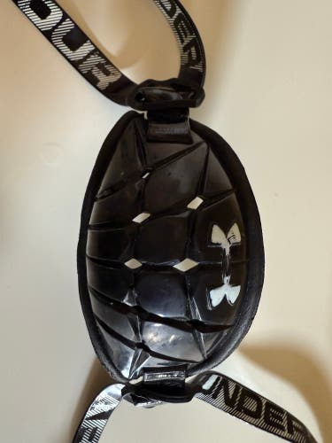 Under Armour (Used) youth chin strap