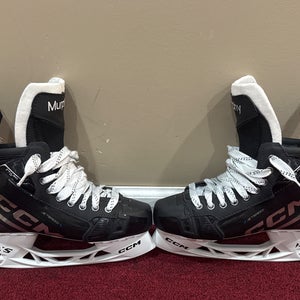 CCM JetSpeed FT6 Pro Hockey Skates Regular Width Pro Stock Size 5.5 (New) Item#MNM55