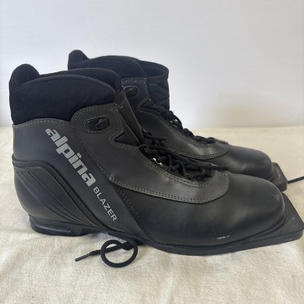 EURO Size 44 US Mens Size 10.5 ALPINA Blazer Cross Country Ski Boots.