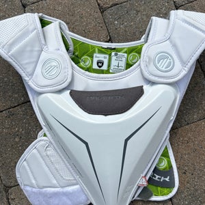Medium Adult Maverik M5 Speed Pad Shoulder Pads (Used)