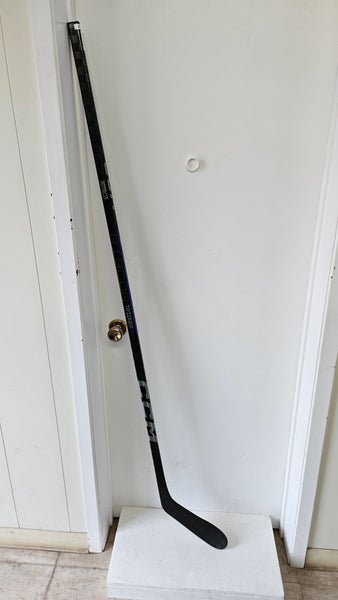 Senior CCM RibCor Trigger 9 Pro Left Hand Hockey Stick P28 85 Flex Pro Stock (New)