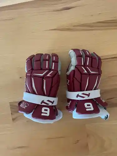Colgate’ True Zerolyte Gloves