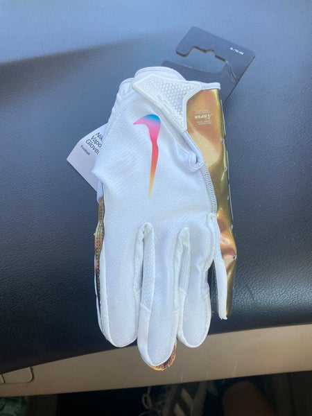 Nike football gloves