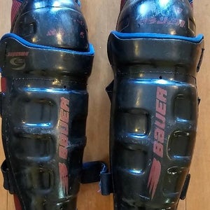 Senior Bauer Supreme 3000 15" Shin Pads (Used)