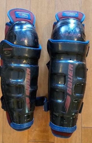 Senior Bauer Supreme 3000 15" Shin Pads (Used)