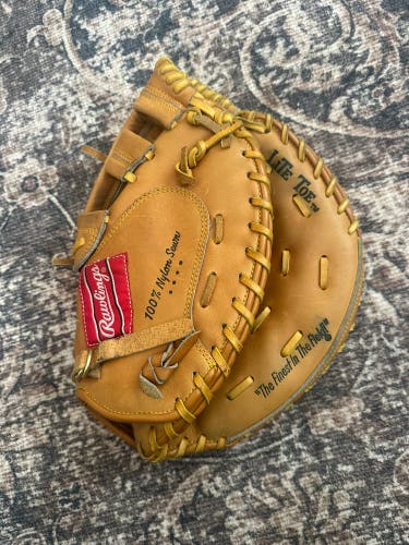 Rawlings RH Catcher's Softball Glove 12" (Used)