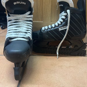 Riedell Hockey Skates 11 (Used)