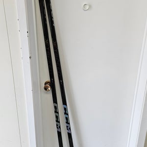 2 Pack - Senior CCM Jetspeed FT7 Pro Left Hand Hockey Stick P29M 80 Flex Pro Stock (New)