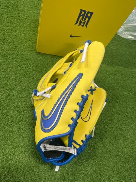 Nike Vapor Elite Acuna Glove Brand New | SidelineSwap | Buy and