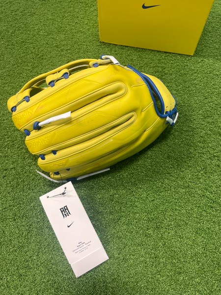 Nike Vapor Elite Acuna Glove Brand New | SidelineSwap | Buy and