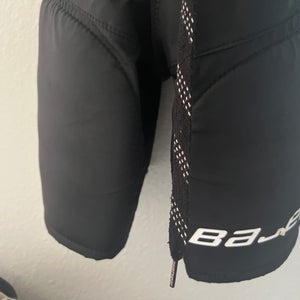 Junior Medium Bauer Nsx Hockey Pants (Used)