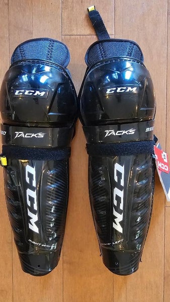 Senior CCM Tacks 9550 Shin Pads 15" (New)