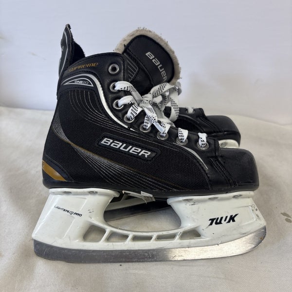 Junior Size 1 Bauer Supreme ONE20 Ice Hockey Skates