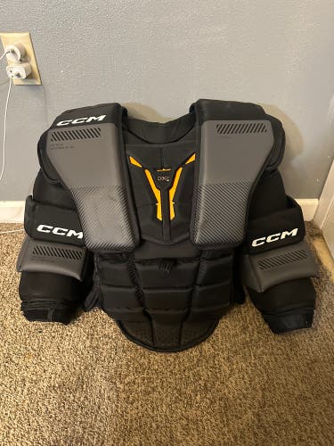 Large CCM Pro Spec Goalie Chest Protector (Used)
