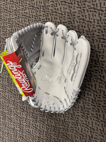Rawlings Liberty Advanced RH Softball Glove 12" (New)
