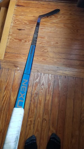 Senior Bauer Nexus 2N Pro Right Handed Hockey Stick P92 (Used)