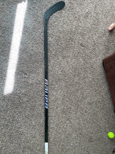 Senior Bauer Nexus Sync Right Handed Hockey Stick P28 Pro Stock (Used)