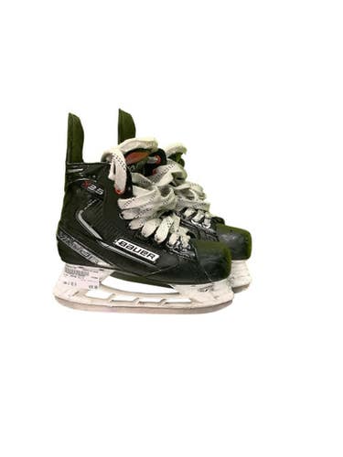 Used Bauer VAPOR X3.5 Junior Hockey Skate Junior 03.5 11686-S000046138