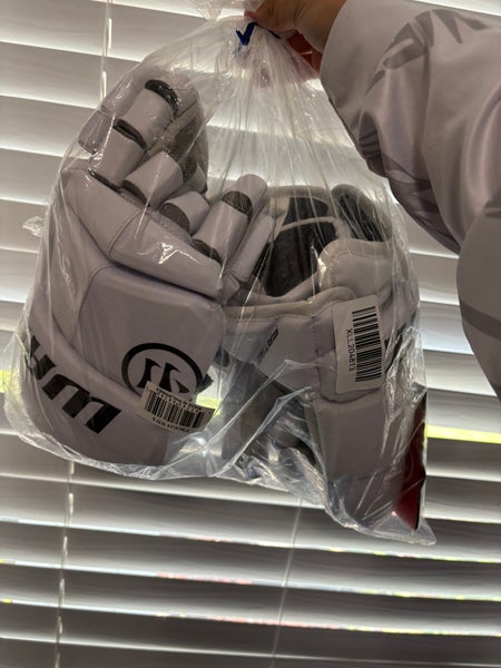 Warrior Fatboy Lacrosse Gloves Small (New) new lacrosse gloves