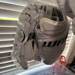 Warrior Fatboy Goalie Gloves (New) xl