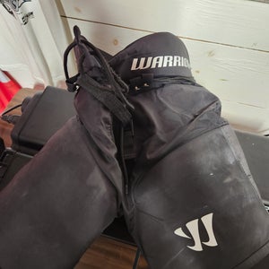 Youth XL Warrior Covert QRE10 Hockey Pants (Used)