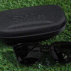 SMITH CONTOUR SUNGLASSES 56-18-140 BLACK 807 POLARIZED LENSES WITH CASE ~ VGC