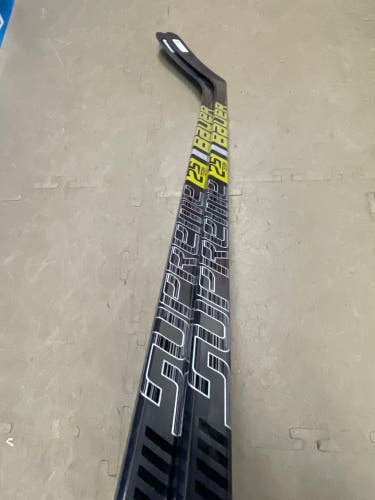 Junior Bauer Supreme 2S Team Left Hand Hockey Stick P88 (New) - 2 pack
