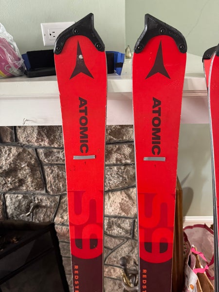 Atomic Redster S9 165 cm Racing Skis Without Bindings (Used)