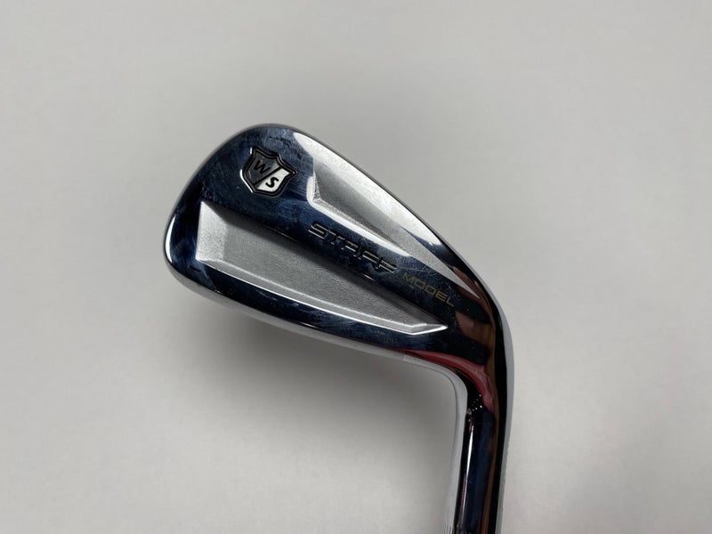 Wilson Staff Model Utility 4 Hybrid 21* NS Pro Modus 3 Tour 130 Extra Stiff RH