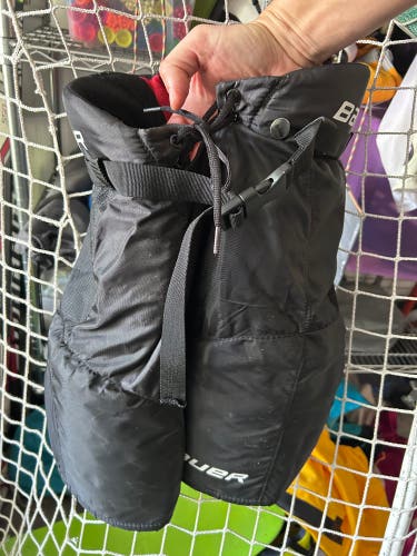 Junior Medium Bauer Vapor X60 Hockey Pants (Used)