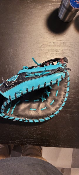 2025 First Base Wilson A2K Baseball Glove 12.5" (Used)