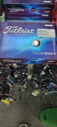 New Titliest Tour Soft 11497-356TOUR