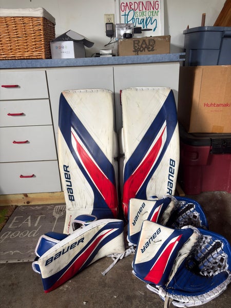 Custom Bauer Supreme Shadow Regular Goalie Full Set Pro Stock (Used) hyperlite graphic