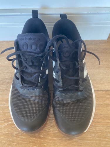 Black Men's Size M 9.5 (W 10.5) New Balance Low Top Turf Cleats (Used)