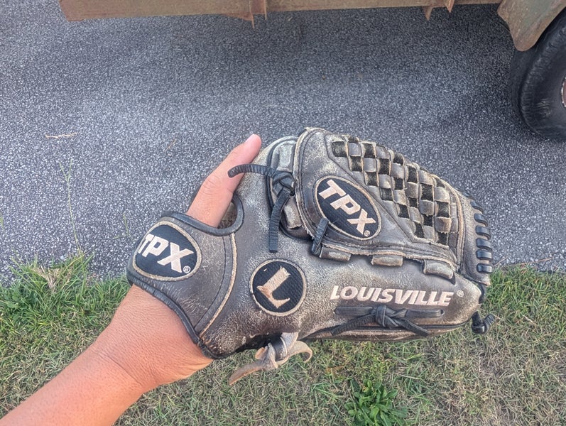 Louisville Slugger Pitcher's TPX PRO Baseball Glove 12" (Used)